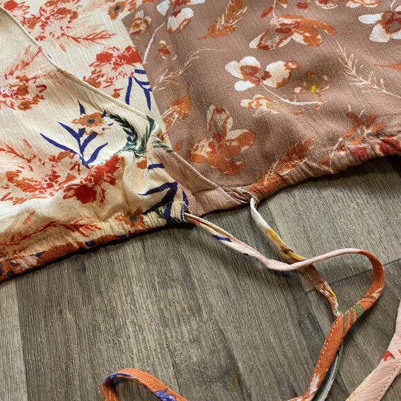 Dress Forum Los Angeles Oversized Cropped Wrap Blouse Size Small - Picture 6 of 7